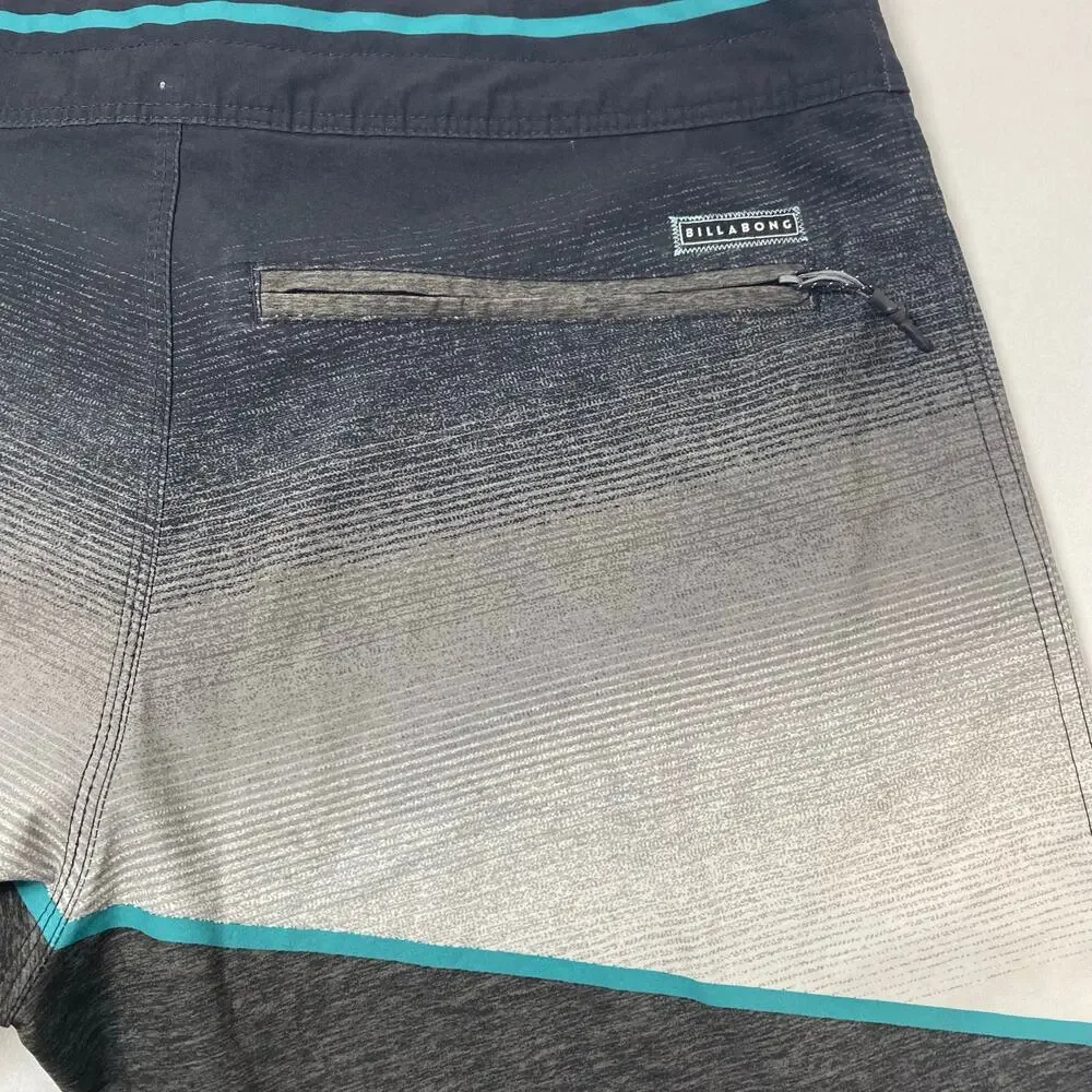 Billabong North Point Board Shorts 30 • Black/Gray Gradient • Teal Trim